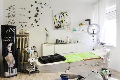 Dein Augsburg • Kosmetik Studio Kardelen