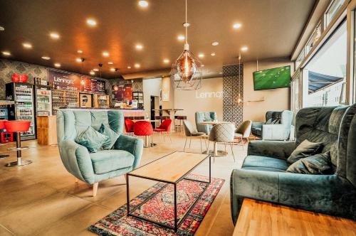 Dein Augsburg • Lennox Cafe-Lounge-Food