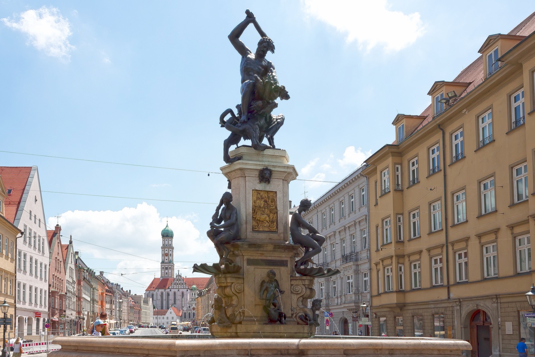 Bild zu Der Herkulesbrunnen