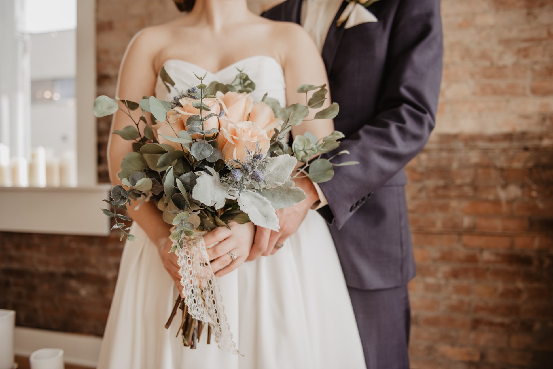 Bild zu Die BESTEN Hochzeitsfotografen in Augsburg und Umgebung